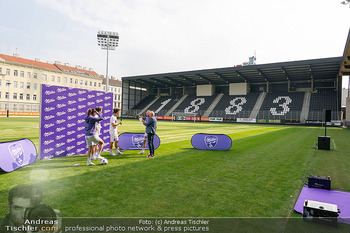 Team Milka Präsentation - Sport-Club Platz, Wien - Do 16.04.2026 - 116