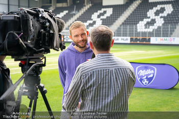 Team Milka Präsentation - Sport-Club Platz, Wien - Do 16.04.2026 - Konrad LAIMER132