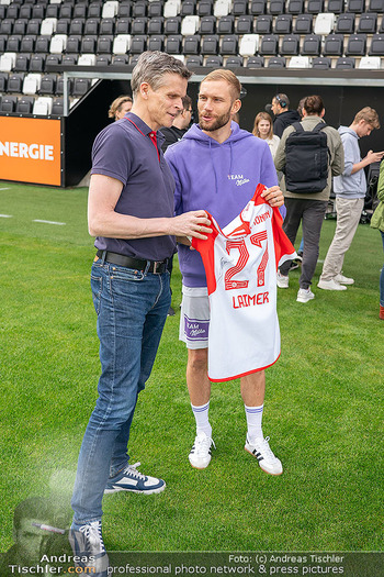 Team Milka Präsentation - Sport-Club Platz, Wien - Do 16.04.2026 - 143