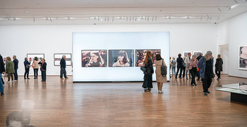 Ausstellungseröffnung Richard Prince - Albertina, Wien - Do 16.04.2026 - Ausstellung, Besucher, Kunst, Kunstliebhaber, Vernissage57