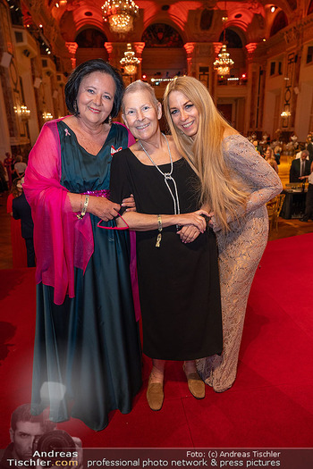 Dancer against Cancer Ball 2026 - Hofburg, Wien - Sa 18.04.2026 - Yvonne RUEFF, Doris KIEFHABER, Andrea KDOLSKY17