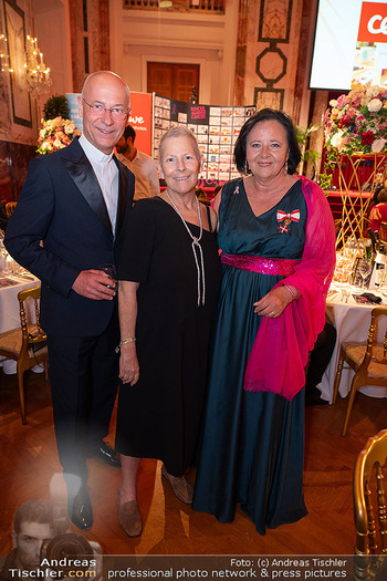 Dancer against Cancer Ball 2026 - Hofburg, Wien - Sa 18.04.2026 - Andrea KDOLSKY, Toni FABER, Doris KIEFHABER65