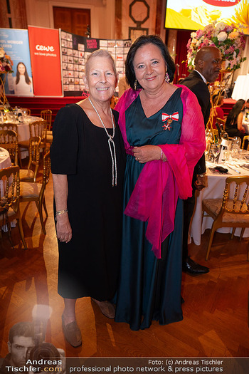 Dancer against Cancer Ball 2026 - Hofburg, Wien - Sa 18.04.2026 - Andrea KDOLSKY, Doris KIEFHABER66