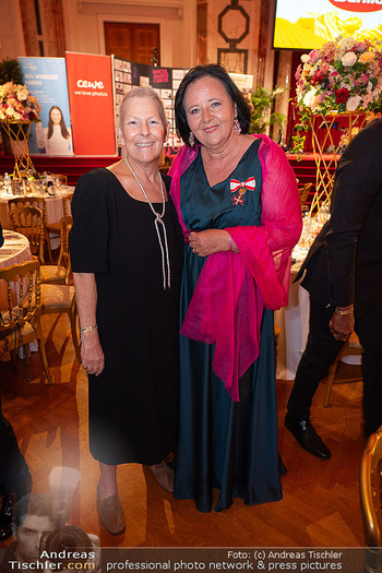 Dancer against Cancer Ball 2026 - Hofburg, Wien - Sa 18.04.2026 - Andrea KDOLSKY, Doris KIEFHABER67
