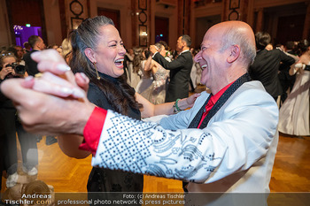Dancer against Cancer Ball 2026 - Hofburg, Wien - Sa 18.04.2026 - Andy LEE LANG, Shannon LEE beim Tanzen237