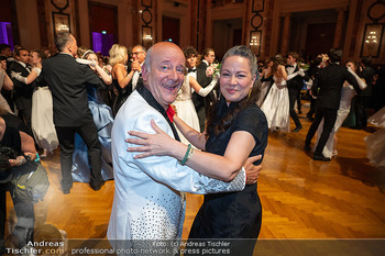 Dancer against Cancer Ball 2026 - Hofburg, Wien - Sa 18.04.2026 - Andy LEE LANG, Shannon LEE beim Tanzen240