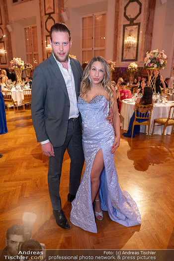 Dancer against Cancer Ball 2026 - Hofburg, Wien - Sa 18.04.2026 - Elisa MALEC mit Freund Christoph BLECHER277