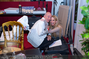 Dancer against Cancer Ball 2026 - Hofburg, Wien - Sa 18.04.2026 - Andy LEE-LANG, Yvonne RUEFF backstage291