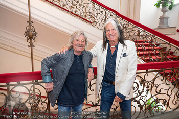 ESC Empfang des Bundespräsidenten - Präsidentschaftskanzlei, Wien - Di 21.04.2026 - WATERLOO & ROBINSON (Hansi Kreuzmayr, Josef Sepp Krassnitzer)4