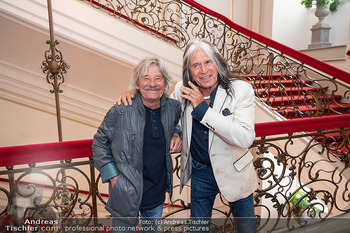 ESC Empfang des Bundespräsidenten - Präsidentschaftskanzlei, Wien - Di 21.04.2026 - WATERLOO & ROBINSON (Hansi Kreuzmayr, Josef Sepp Krassnitzer)6