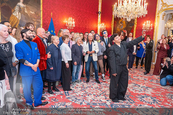 ESC Empfang des Bundespräsidenten - Präsidentschaftskanzlei, Wien - Di 21.04.2026 - JJ Johannes PIETSCH Gruppenfoto ESC Teilnehmer, Alexander VAN DE97