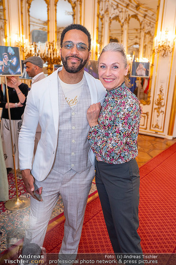 ESC Empfang des Bundespräsidenten - Präsidentschaftskanzlei, Wien - Di 21.04.2026 - Cesar SAMPSON, Bettina SORIAT134