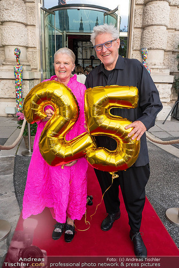 25 Jahre Restaurant Vestibül - Vestibül im Burgtheater, Wien - Di 21.04.2026 - Veronika DOPPLER, Christian DOMSCHITZ1
