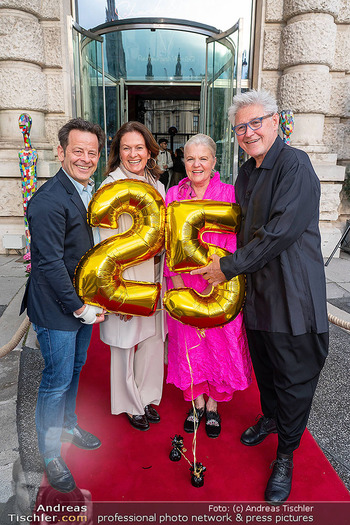 25 Jahre Restaurant Vestibül - Vestibül im Burgtheater, Wien - Di 21.04.2026 - 34