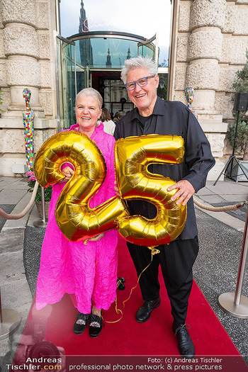 25 Jahre Restaurant Vestibül - Vestibül im Burgtheater, Wien - Di 21.04.2026 - Veronika DOPPLER, Christian DOMSCHITZ35