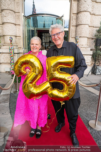 25 Jahre Restaurant Vestibül - Vestibül im Burgtheater, Wien - Di 21.04.2026 - Veronika DOPPLER, Christian DOMSCHITZ36