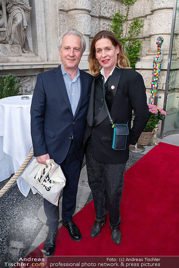 25 Jahre Restaurant Vestibül - Vestibül im Burgtheater, Wien - Di 21.04.2026 - Stefan BACHMANN mit Ehefrau Melanie KRETSCHMANN43