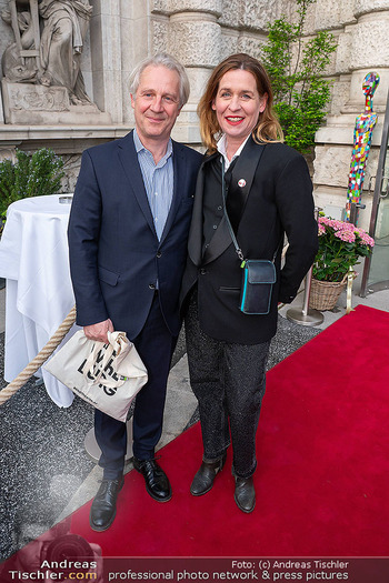 25 Jahre Restaurant Vestibül - Vestibül im Burgtheater, Wien - Di 21.04.2026 - Stefan BACHMANN mit Ehefrau Melanie KRETSCHMANN45