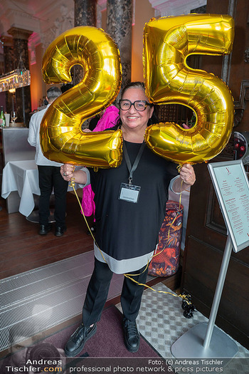 25 Jahre Restaurant Vestibül - Vestibül im Burgtheater, Wien - Di 21.04.2026 - Maria HAPPEL79