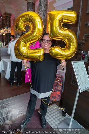 25 Jahre Restaurant Vestibül - Vestibül im Burgtheater, Wien - Di 21.04.2026 - Maria HAPPEL80