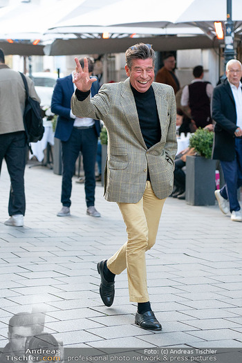 Boutique Opening - Jacob & Co Boutique Vienna - Mi 22.04.2026 - Mat SCHUH68