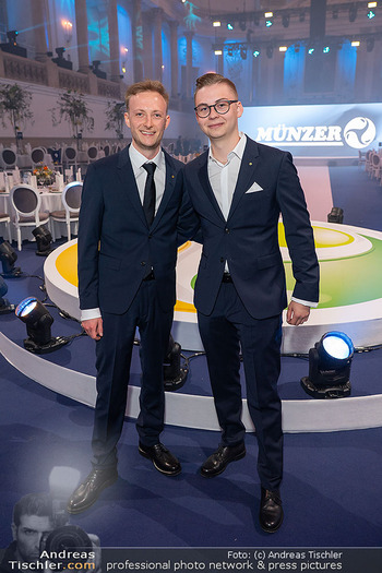 35 Jahre Münzer - Hofreitschule, Wien - Fr 24.04.2026 - Max und Noah MÜNZER10