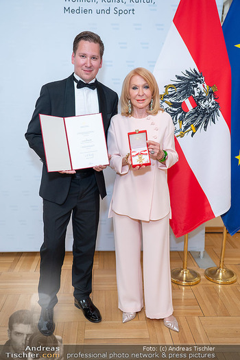 Goldenes Verdienstzeichen für Gerda Rogers - Haus des Sports, Wien - Mi 29.04.2026 - Gerda ROGERS, Clemens TRISCHLER4