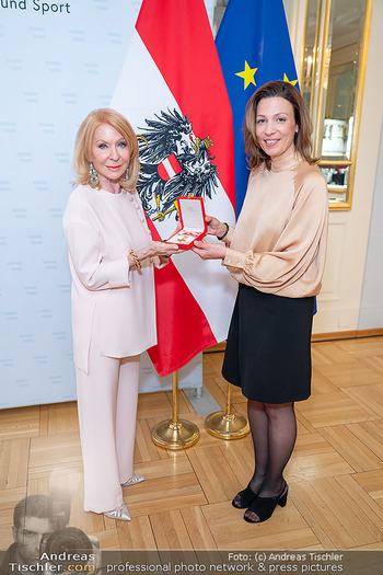 Goldenes Verdienstzeichen für Gerda Rogers - Haus des Sports, Wien - Mi 29.04.2026 - Gerda ROGERS, Eva WILDFELLNER10