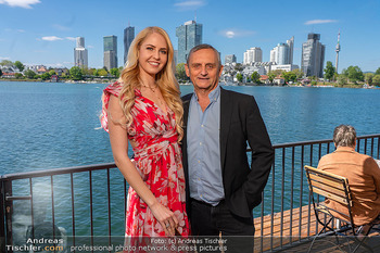 Floß-Opening und 105-Jahresfeier - Strandcafe Alte Donau, Wien - Fr 01.05.2026 - Heimo und Beatrice TURIN23