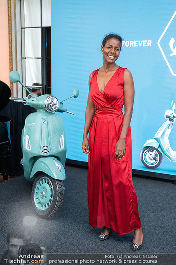 80 Jahre Vespa - Italienische Botschaft, Wien - Di 05.05.2026 - Mariam BATTISTELLI135