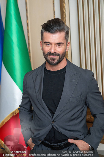 80 Jahre Vespa - Italienische Botschaft, Wien - Di 05.05.2026 - Giro DE LUCA (Portrait)184