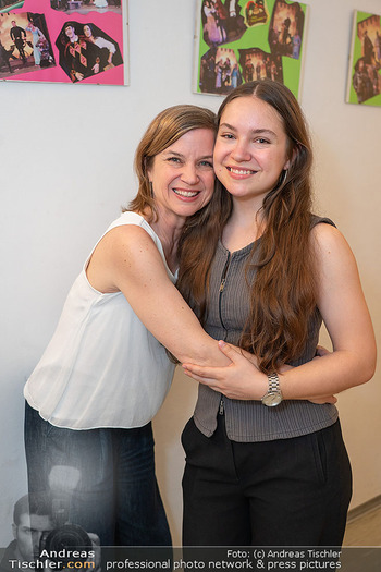 Musical Mamis - Metropol - Mi 06.05.2026 - Caroline VASICEK mit Tochter Marvie4