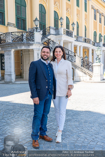 Fototermin vor Reitturnier - Schloss Schönbrunn, Wien - Sa 09.05.2026 - Paolo SCARIANO, Sonja KLIMA9