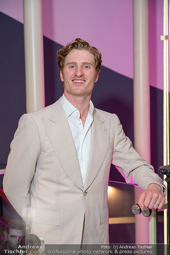 Style up your Life ESC Empfang - Le Meridien, Wien - Mo 11.05.2026 - Jev DAVIS (Portrait)6