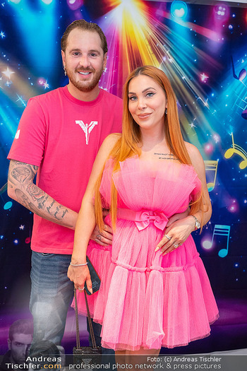 ESC Watch Party - Privates Penthouse, Wien - Sa 16.05.2026 - Tara TABITHA mit Freund Dennis LODI43