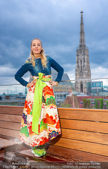 ESC Watch Party - Privates Penthouse, Wien - Sa 16.05.2026 - Lilian KLEBOW121