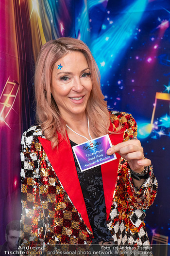 ESC Watch Party - Privates Penthouse, Wien - Sa 16.05.2026 - Simone LUGNER (Portrait, Tanzschein)123