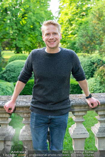 Saison Eröffnung - Theater im Park, Wien, - Mo 18.05.2026 - Andreas VANASEK (Portrait)11