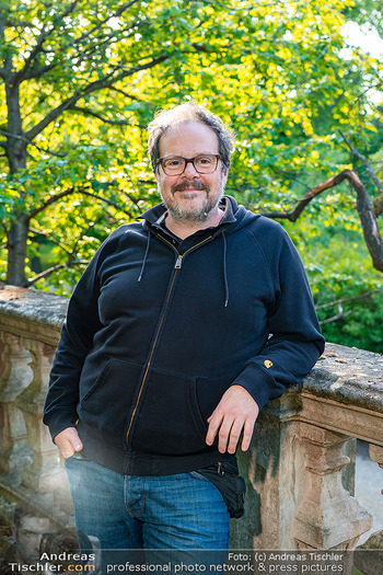 Saison Eröffnung - Theater im Park, Wien, - Mo 18.05.2026 - Thomas MRAZ (Portrait)29