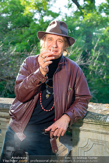Saison Eröffnung - Theater im Park, Wien, - Mo 18.05.2026 - Ernst MOLDEN (Portrait)40