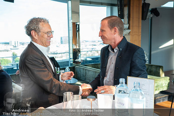 Wolfgang Fellner Buchpräsentation - Juwel im NEWS Tower, Wien - Di 19.05.2026 - Stefan PETZNER, Heinz LEDERER18