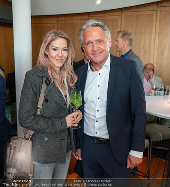 Wolfgang Fellner Buchpräsentation - Juwel im NEWS Tower, Wien - Di 19.05.2026 - Simone LUGNER, Peter WESTENTHALER29