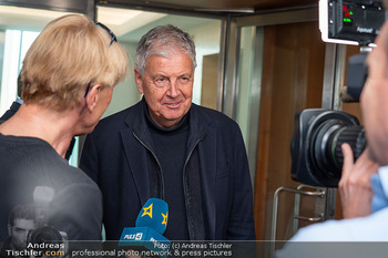 Wolfgang Fellner Buchpräsentation - Juwel im NEWS Tower, Wien - Di 19.05.2026 - Gerhard ZEILER im Interview bei Dominic Heinzl57