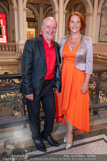 Goldenes Ehrenzeichen für Gary Lux - Künstlerhaus, Wien - Di 26.05.2026 - Andy LEE LANG2