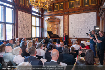 Goldenes Ehrenzeichen für Gary Lux - Künstlerhaus, Wien - Di 26.05.2026 - Übersichtsfoto56