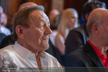 Goldenes Ehrenzeichen für Gary Lux - Künstlerhaus, Wien - Di 26.05.2026 - Wolfgang AMBROS (Portrait)63