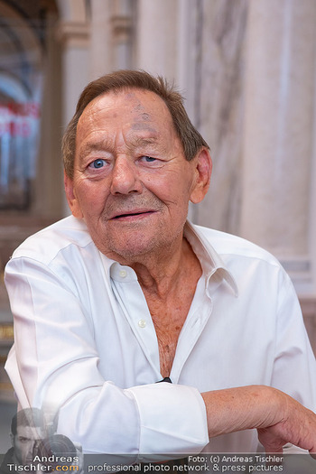 Goldenes Ehrenzeichen für Gary Lux - Künstlerhaus, Wien - Di 26.05.2026 - Wolfgang AMBROS (Portrait)84