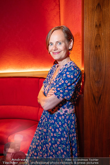 PK zur Sommernachtskomödie Rosenburg - Eden Bar, Wien - Mi 27.05.2026 - Nina BLUM (Portrait)28