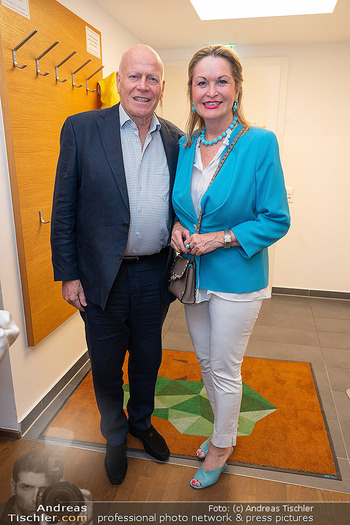 Prof. Zimpfer Sommerfest - Zentrum für Medizin und Gesundheit - Do 28.05.2026 - Ralph und Raphaela VALLON84