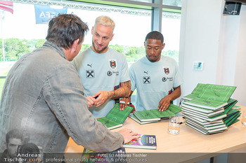Buchpräsentation ´Tagebuch des Zauberers´ - ÖFB Trainingszentrum Seestadt, Wien - Fr 29.05.2026 - Marko ARNAUTOVIC, David ALABA, Andreas Andi HERZOG23